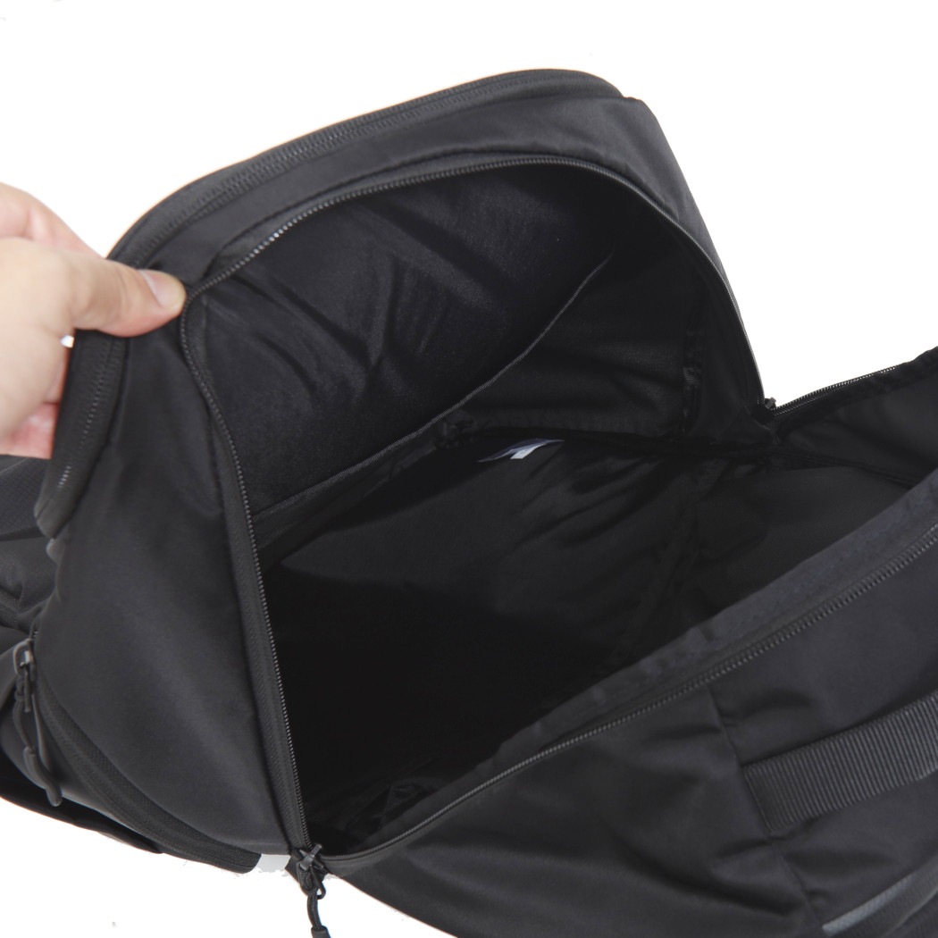 ist イスト ist.-DP Zファスナーデイパック ブラック