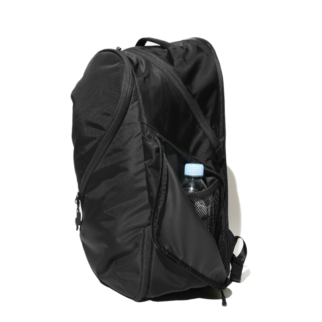 ist イスト ist.-DP Zファスナーデイパック ブラック