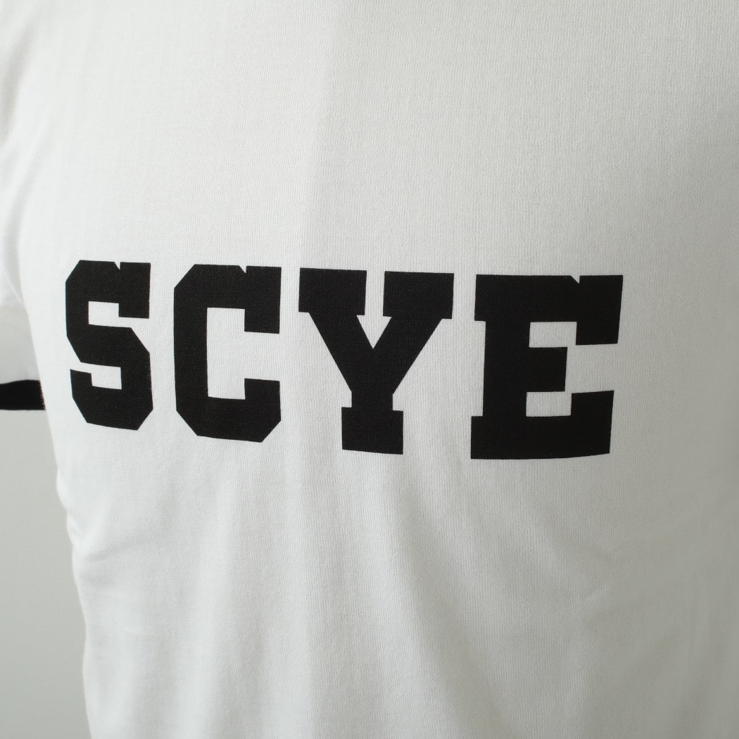 Scye BASICS サイベーシックス Tシャツ ロゴプリント  Logo-Printed T-shirt オフシロ