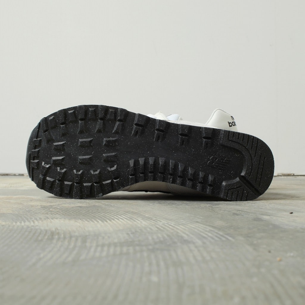 国内発★ニューバランス U574WB2 オフホワイト×ブラック New Balance ニューバランス スニーカー U574WB2
