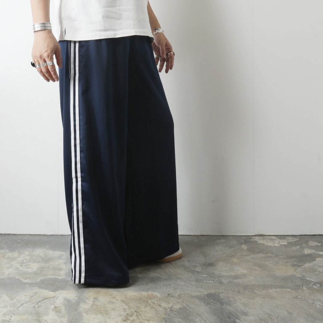 adidas originals アディダスオリジナルス FIREBIRD サテンワイドトラックパンツ KNZ08-IU2520 ナイトインディゴ