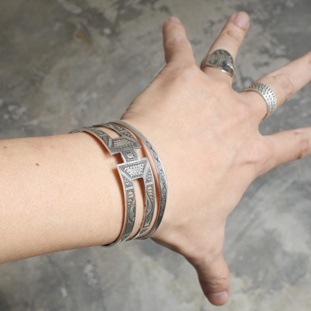 トゥワレグシルバー オープンバングル TOUAREG SILVER JEWELRY トゥアレグ シルバー ジュエリー シルバー