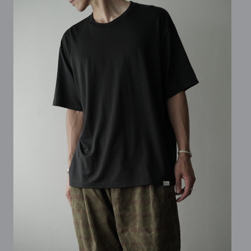 CAPERTICA カペルチカ ウールTシャツ Super140s ウオッシャブルウール ダークネス DARKNESS ダークグレー