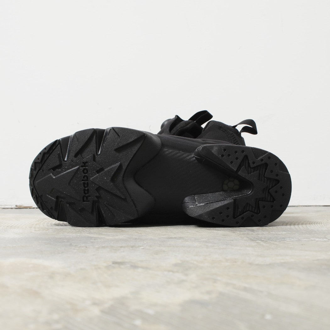 10%OFF クーポン発行中！！】Reebok リーボック INSTAPUMP FURY 94