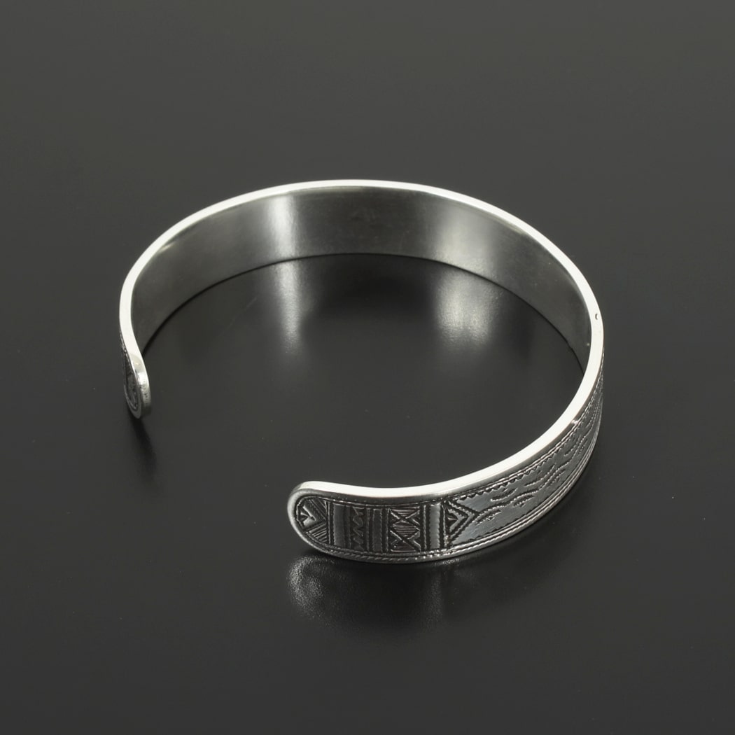 トゥアレグ シルバー ジュエリー TOUAREG SILVER JEWELRY シルバーバングル 1ｃｍ幅 bangle-11 シルバー