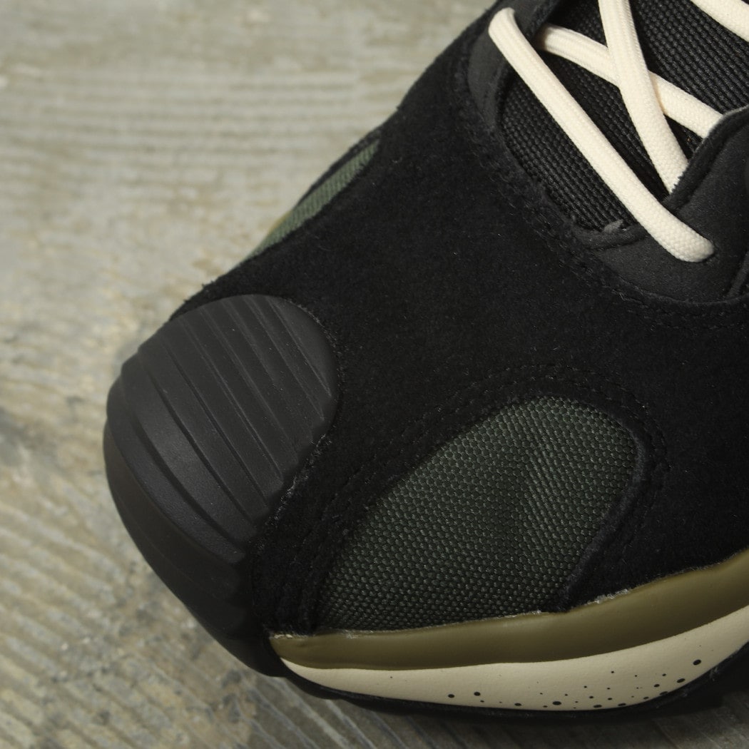 PUMA プーマ スニーカーヴォルタイル ハイク ミリタリーオリーブ