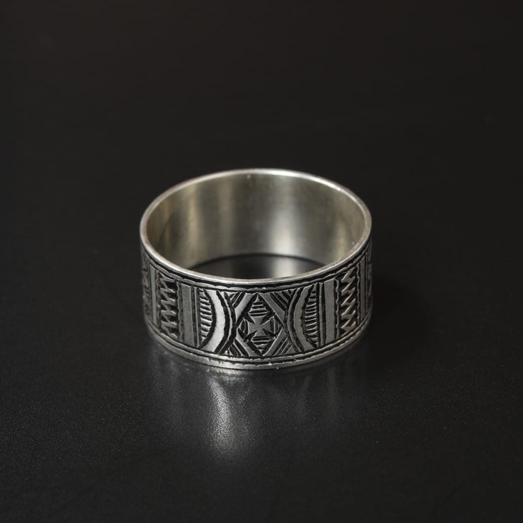 TOUAREG SILVER JEWELRY トゥアレグ シルバー ジュエリー TOUAREG SILVER JEWELRY トゥアレグ シルバー ジュエリー シルバー