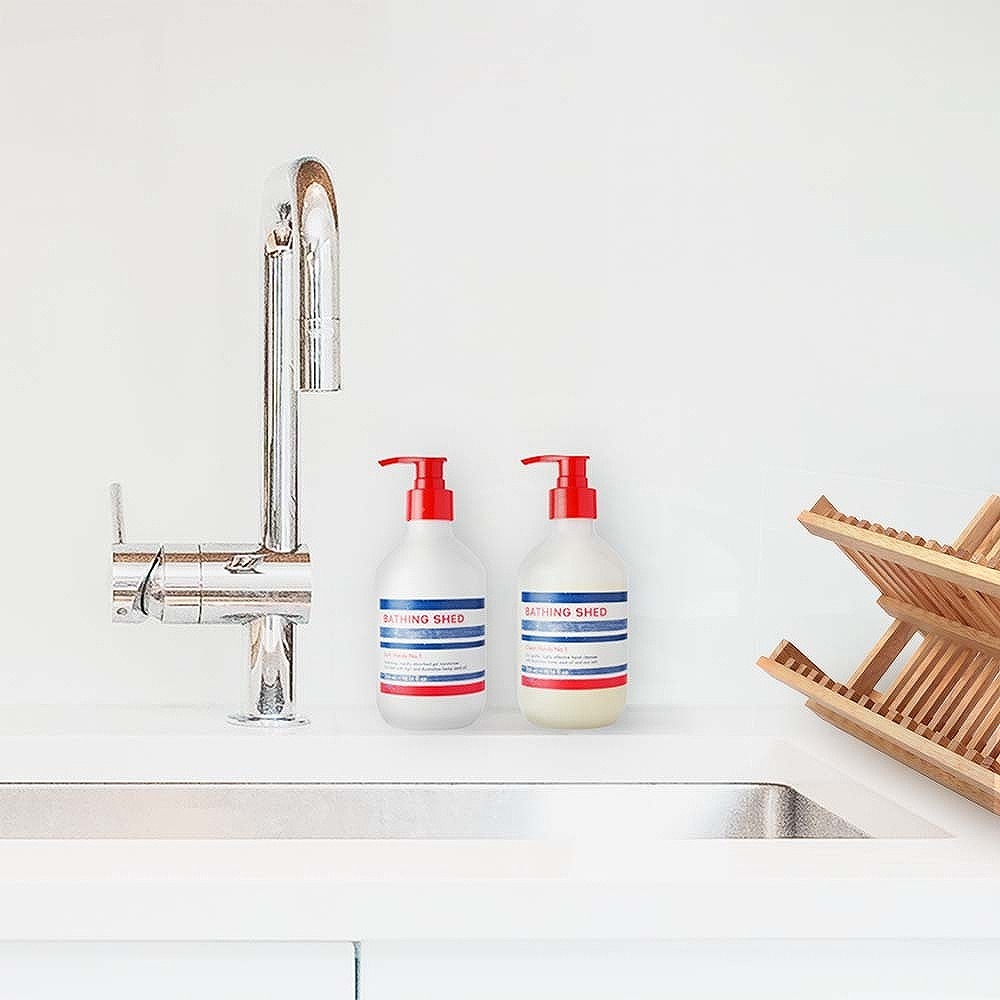 BATHING SHED ベイシングシェッド ソフトハンズ ナンバーワン 300ml しっとりハンドローション