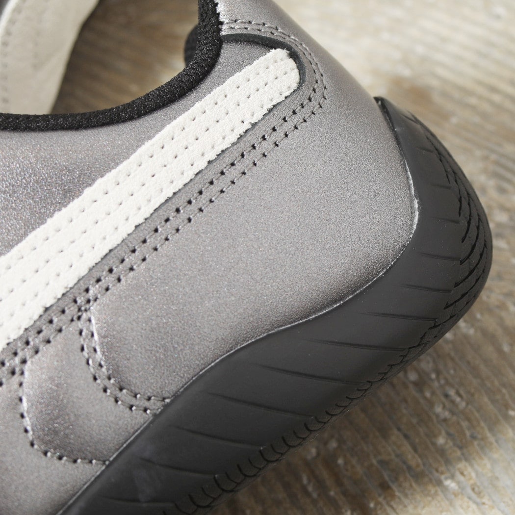PUMA プーマ SPEEDCAT METALLIC スピードキャット スニーカー メタリック メタリックシルバーグレー PUMA BLACK -WARM WHITE