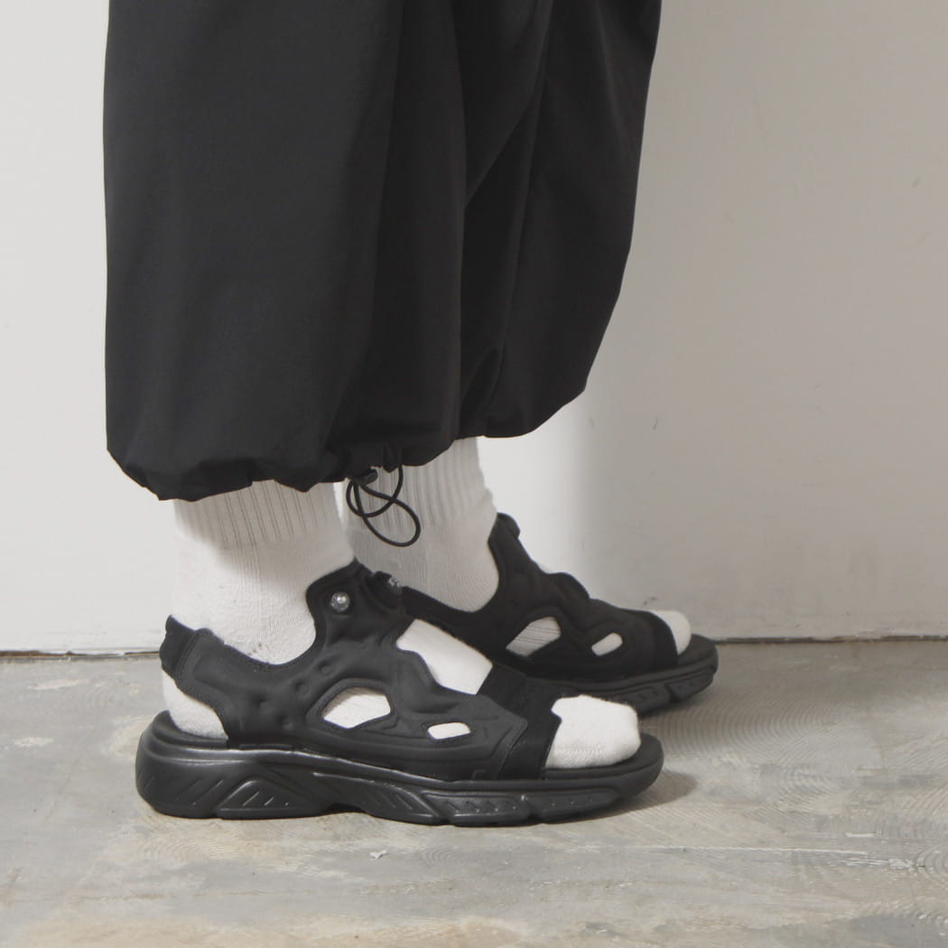 reebok リーボック インスタ ポンプフューリー サンダル INSTAPUMP FURY SANDAL ブラック