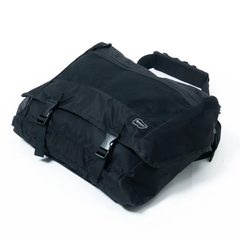 YOSEMITE STRAP ヨセミテストラップ EXPANDER MESSENGER BAG エキスパンダ－ ユーティリティ メッセンジャーバック ブラック