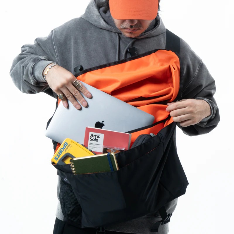 YOSEMITE STRAP ヨセミテストラップ EXPANDER MESSENGER BAG エキスパンダ－ ユーティリティ メッセンジャーバック ブラック