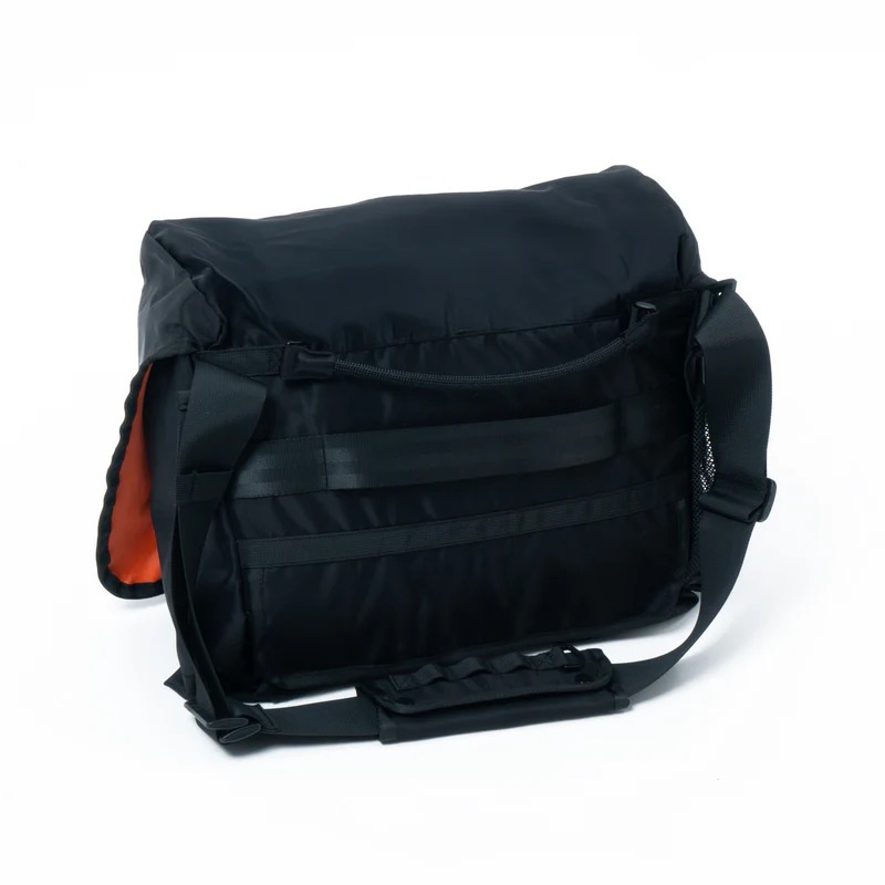 YOSEMITE STRAP ヨセミテストラップ EXPANDER MESSENGER BAG エキスパンダ－ ユーティリティ メッセンジャーバック ブラック