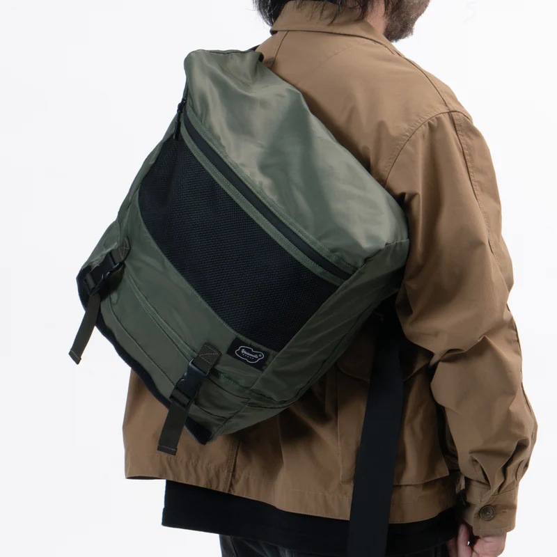 YOSEMITE STRAP ヨセミテストラップ EXPANDER MESSENGER BAG エキスパンダ－ ユーティリティ メッセンジャーバック カーキ