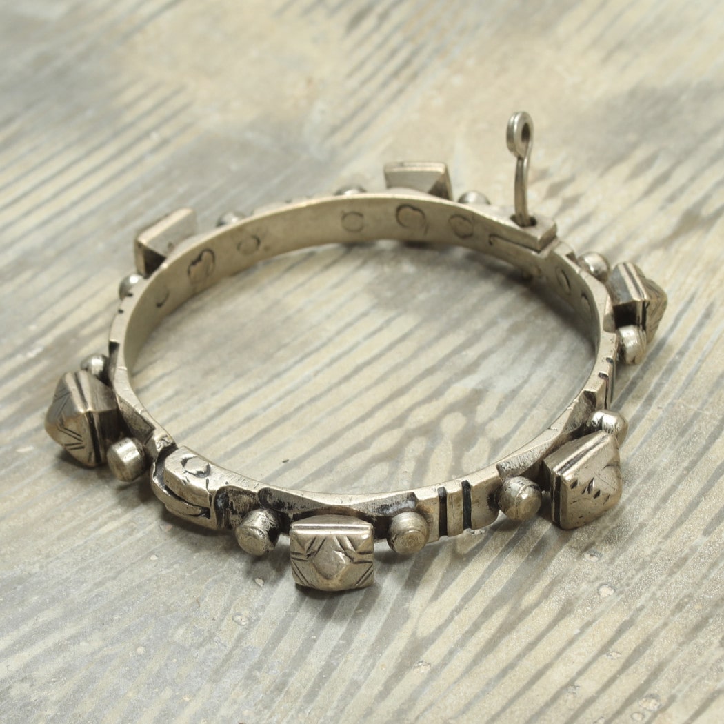 Touareg Vintage Hard Metal Bangle トウアレグ ヴィンテージ バングル