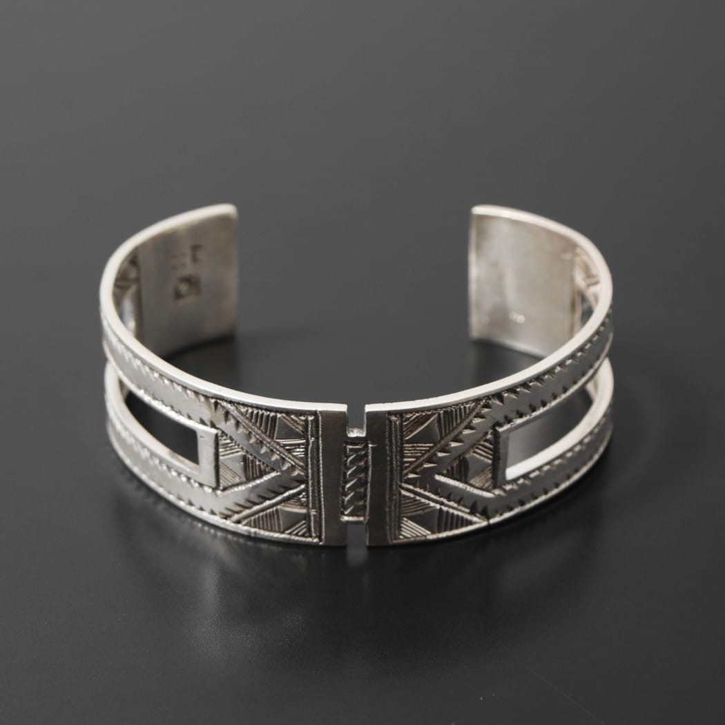 TOUAREG SILVER JEWELRY トゥアレグ シルバー ジュエリー シルバーバング H型セミワイド シルバー