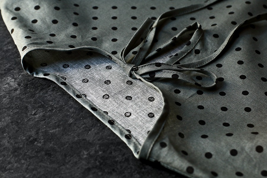 【反物販売】綿麻ライトキャンバス水玉 【コットン リネン 生地 水玉 ドット】