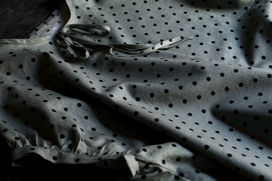 【反物販売】綿麻ライトキャンバス水玉 【コットン リネン 生地 水玉 ドット】