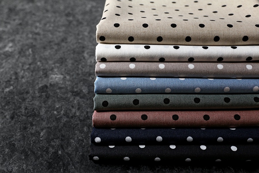 【反物販売】綿麻ライトキャンバス水玉 【コットン リネン 生地 水玉 ドット】