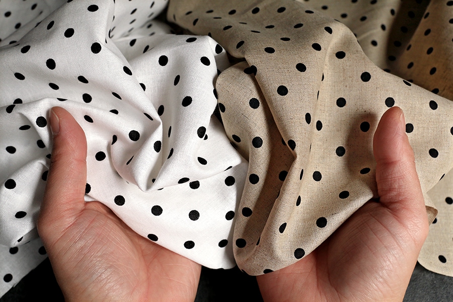 【反物販売】綿麻ライトキャンバス水玉 【コットン リネン 生地 水玉 ドット】