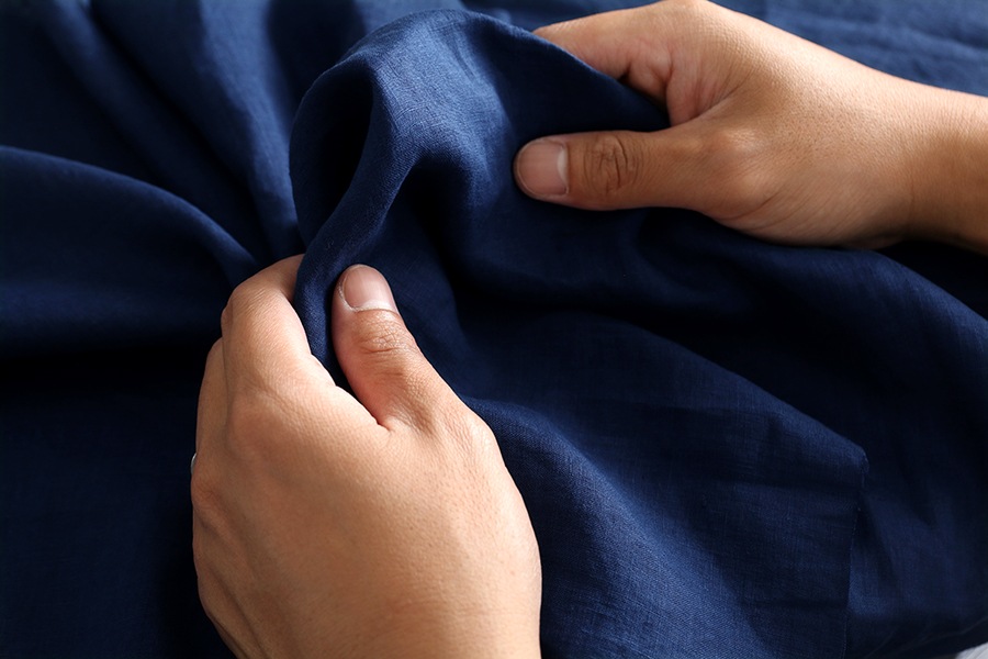 【反物販売】中高密度 洗いをかけた フレンチリネンローン 異番手 【麻 生地 無地】