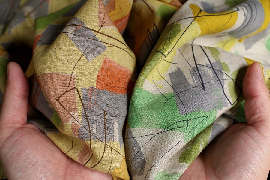 【反物販売】洗いをかけた 綿麻プリント「ジェオリィ」【コットン リネン 生地 幾何学 ジオメトリック】