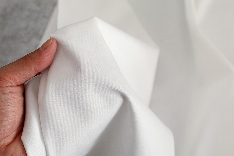 岡山の児島 6オンス くったりソフトデニム 【コットン 綿 生地 無地】