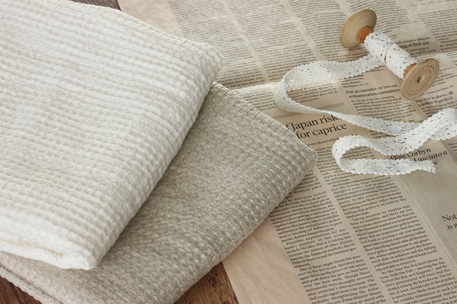 【反物販売】洗いをかけた 40/1番手 ベルギーリネンワッフル 柔軟加工 【麻 生地 無地 タオル キッチンクロス】