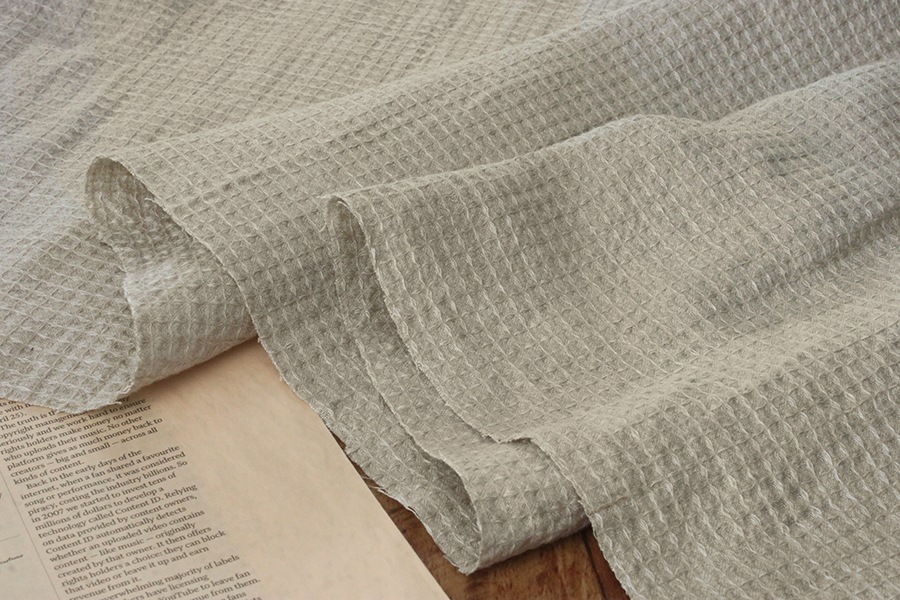 【反物販売】洗いをかけた 40/1番手 ベルギーリネンワッフル 柔軟加工 【麻 生地 無地 タオル キッチンクロス】