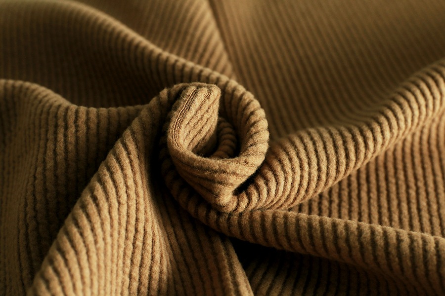 【生地サンプル】6W ニットコーデュロイ【コットン(綿) ポリエステル 生地 無地】