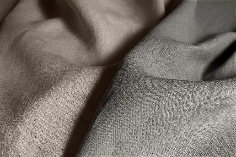 【生地サンプル】ワイド幅 洗いをかけた リネンアムンゼン 60番手 【梨地織 麻 生地 無地】