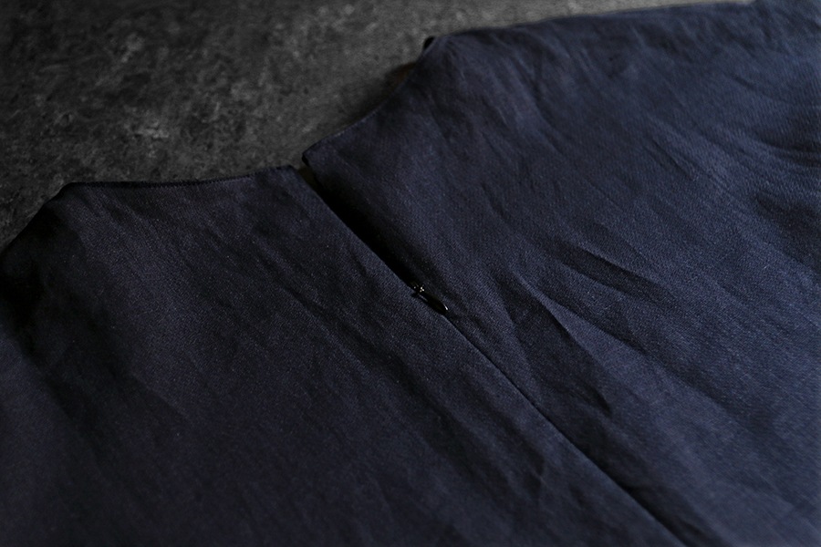 【生地サンプル】ワイド幅 洗いをかけた リネンアムンゼン 60番手 【梨地織 麻 生地 無地】