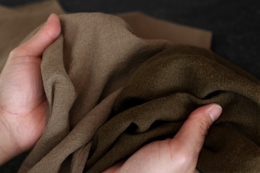 洗いをかけた ベルギーリネン tpw加工 25番手 【麻 生地 無地】