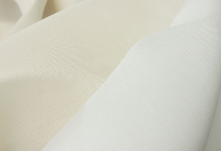 80/1番手 綿 ブリリアントサテン 【コットン 生地 無地】