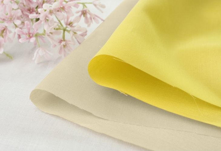 80/1番手 綿 ブリリアントサテン 【コットン 生地 無地】