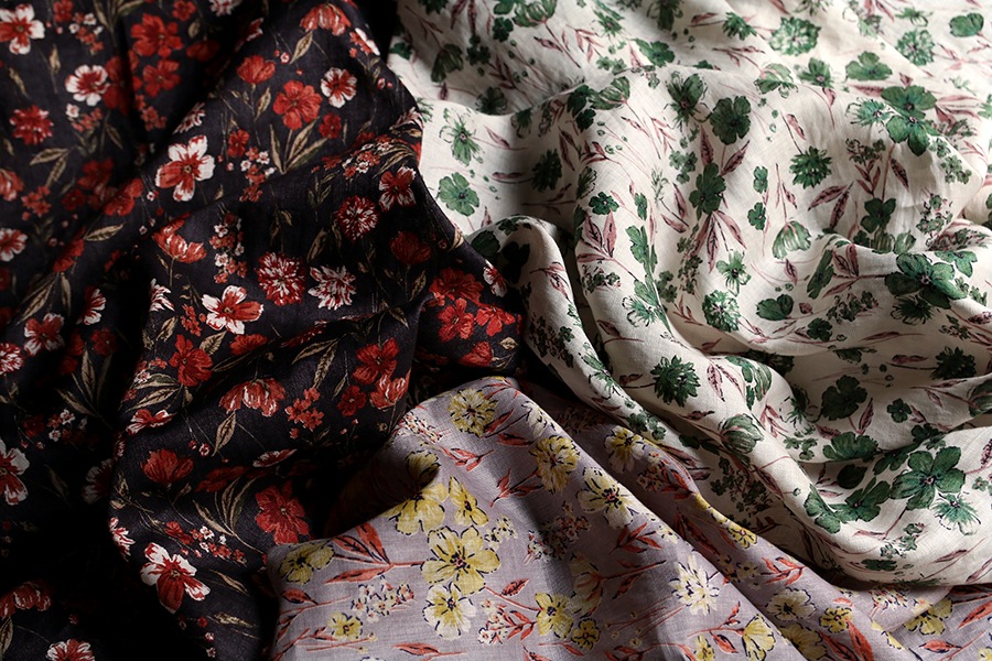 洗いをかけた リネンプリント ランス 60番手  【麻 生地 花柄 フワラー】