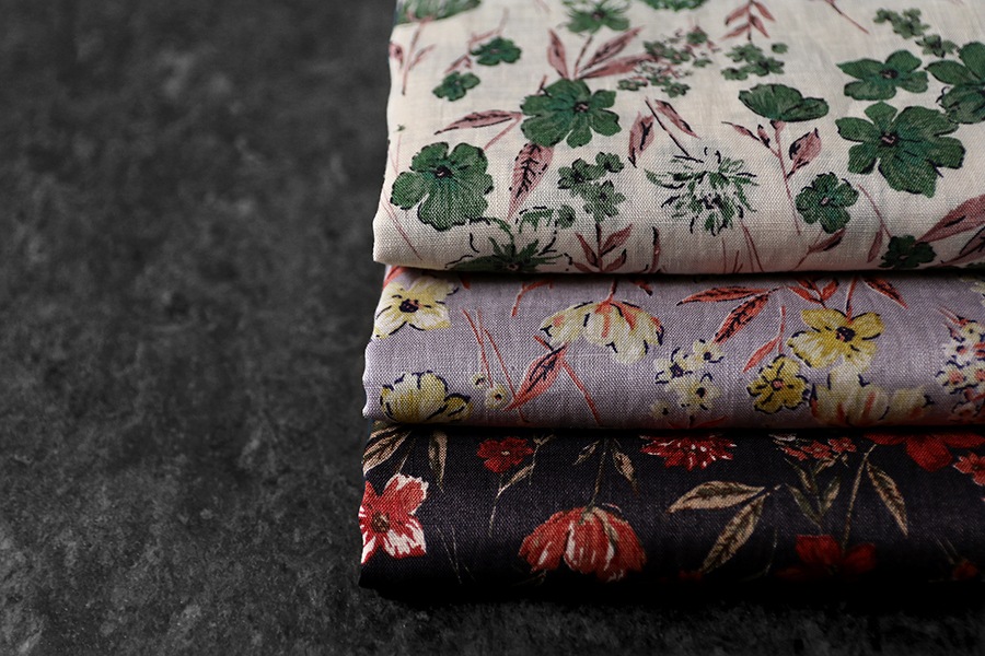 洗いをかけた リネンプリント ランス 60番手  【麻 生地 花柄 フワラー】