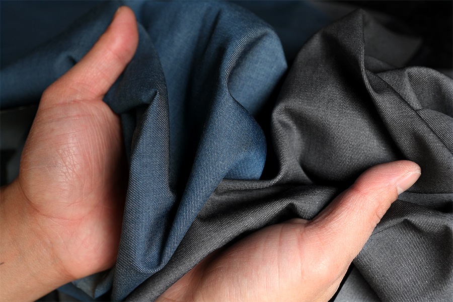 岡山の児島 5.5オンス くったりソフトデニム if加工【コットン 綿 生地 無地】