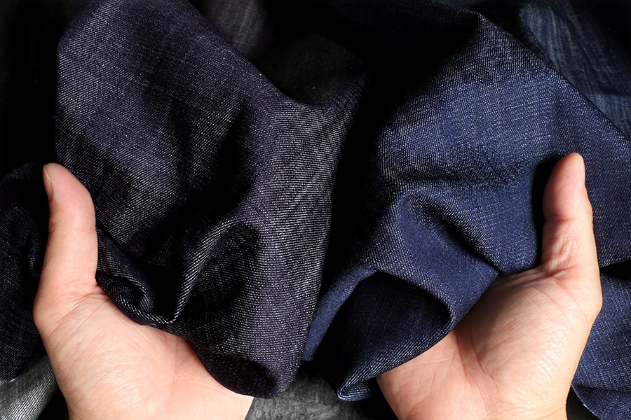岡山の児島 7.5オンス 超ムラ糸コーマデニム 【コットン 綿 生地 無地】