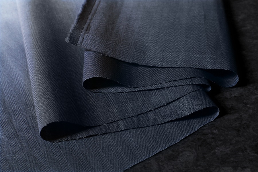 【反物販売】洗いをかけた 綿麻ライトヘリンボン 【コットン リネン 生地 無地】