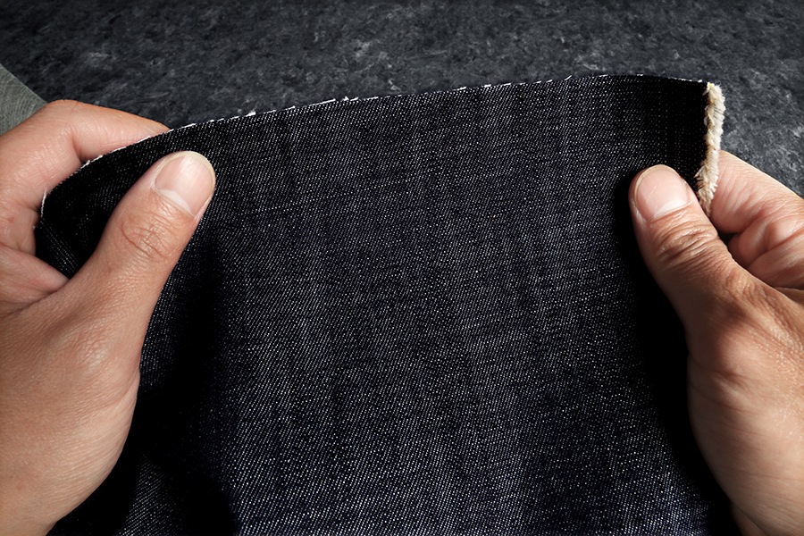 【生地サンプル】岡山の児島 7.5オンス 超ムラ糸コーマデニム  【コットン 綿 生地 無地】