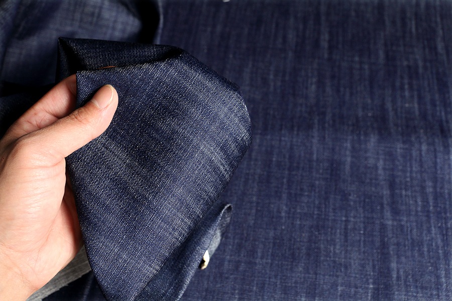 【生地サンプル】岡山の児島 7.5オンス 超ムラ糸コーマデニム  【コットン 綿 生地 無地】