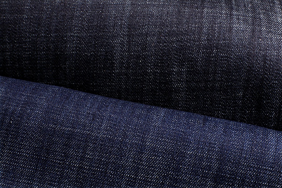 【反物販売】岡山の児島 7.5オンス 超ムラ糸コーマデニム  【コットン 綿 生地 無地】