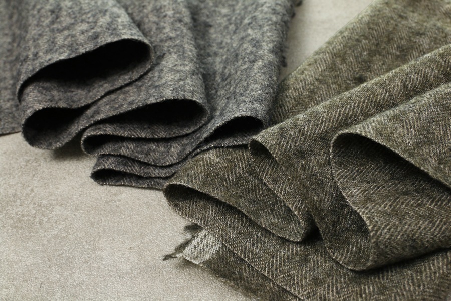 洗いをかけた シェットランドウールリネンヘリンボン nw加工 【麻 毛 生地 無地】