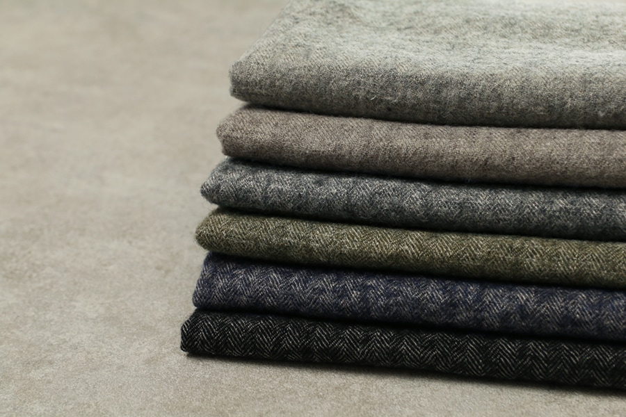 洗いをかけた シェットランドウールリネンヘリンボン nw加工 【麻 毛 生地 無地】