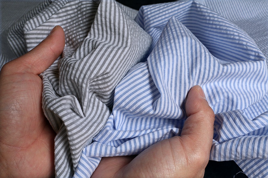 【反物販売】先染め コットンサッカーストライプ 40番手【綿 生地】