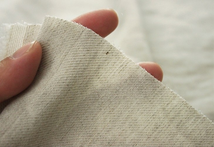 洗いをかけた リネンウール ギャバジン起毛 【麻 毛 生地 無地】