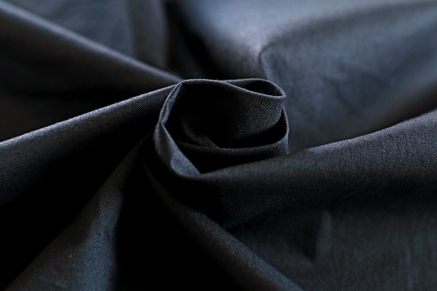 【反物販売】洗いをかけた 超高密度チノクロス 40番手 【コットン(綿) 生地 無地】