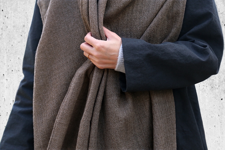 洗いをかけた ウールガーゼ 2/48番手 【毛 生地 無地 ストール】