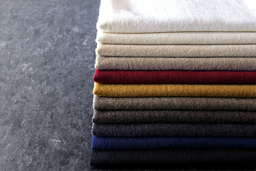 洗いをかけた ウールガーゼ 2/48番手 【毛 生地 無地 ストール】